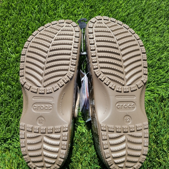 Crocs Adult Classic Realtree Edge Clogs - Picture 6 of 8
